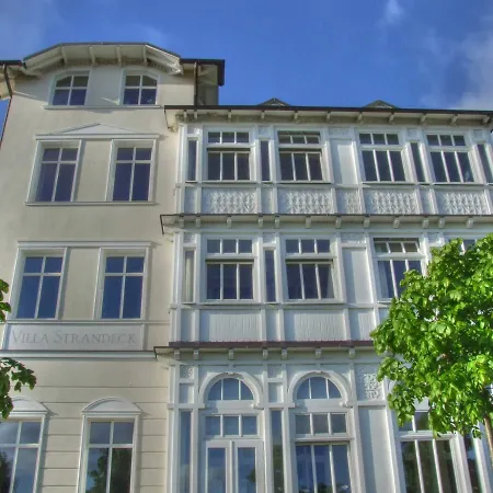 Strandeck - Ferienwohnung Meeresleuchten Villa
