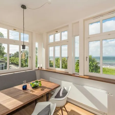 Strandeck - Ferienwohnung Meeresleuchten * Ostseebad Binz